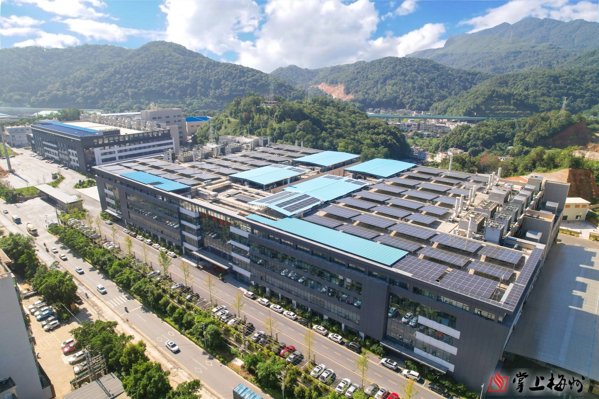 深耕铜箔创佳绩 向“新”而行促蝶变——记全国工业和信息化系统先进集体广东云开体育在线登录-云开(中国)电子科技有限云开体育在线登录-云开(中国)
